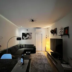  Appartamento Yea - Your Exclusive Loft Next To Station