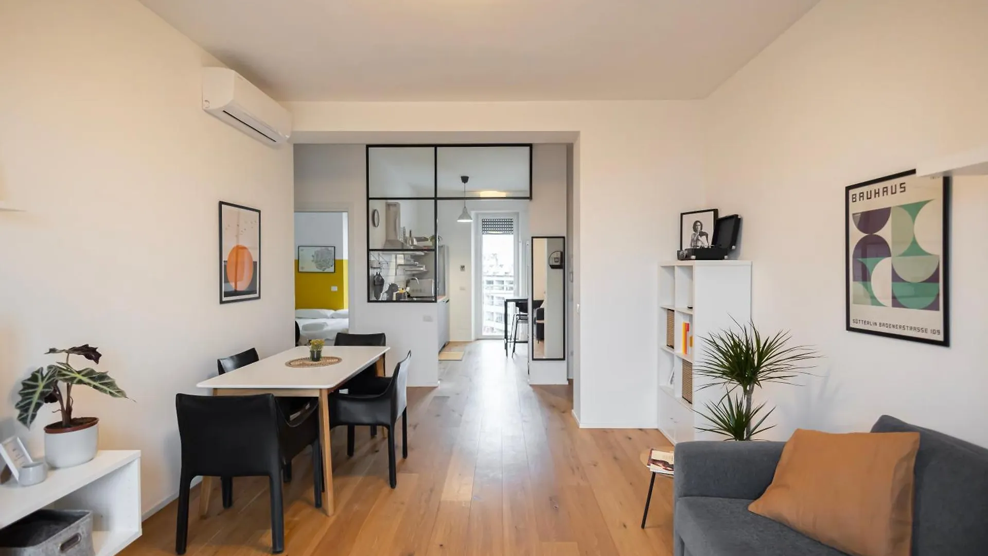 Nuovissimo Trilocale A 200 Metri Da Zara Apartment Milan
