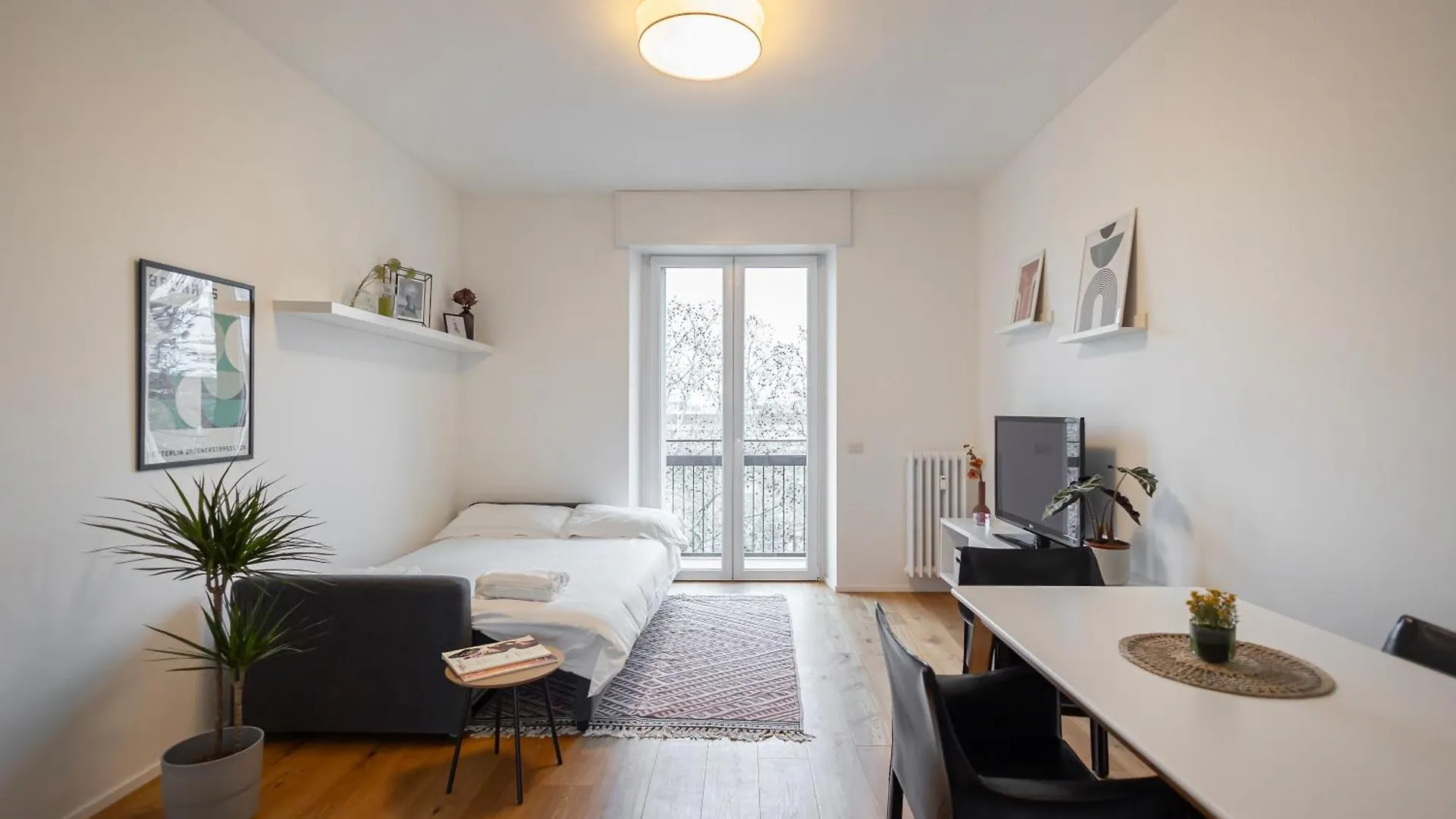 Nuovissimo Trilocale A 200 Metri Da Zara Apartment Milan Italy