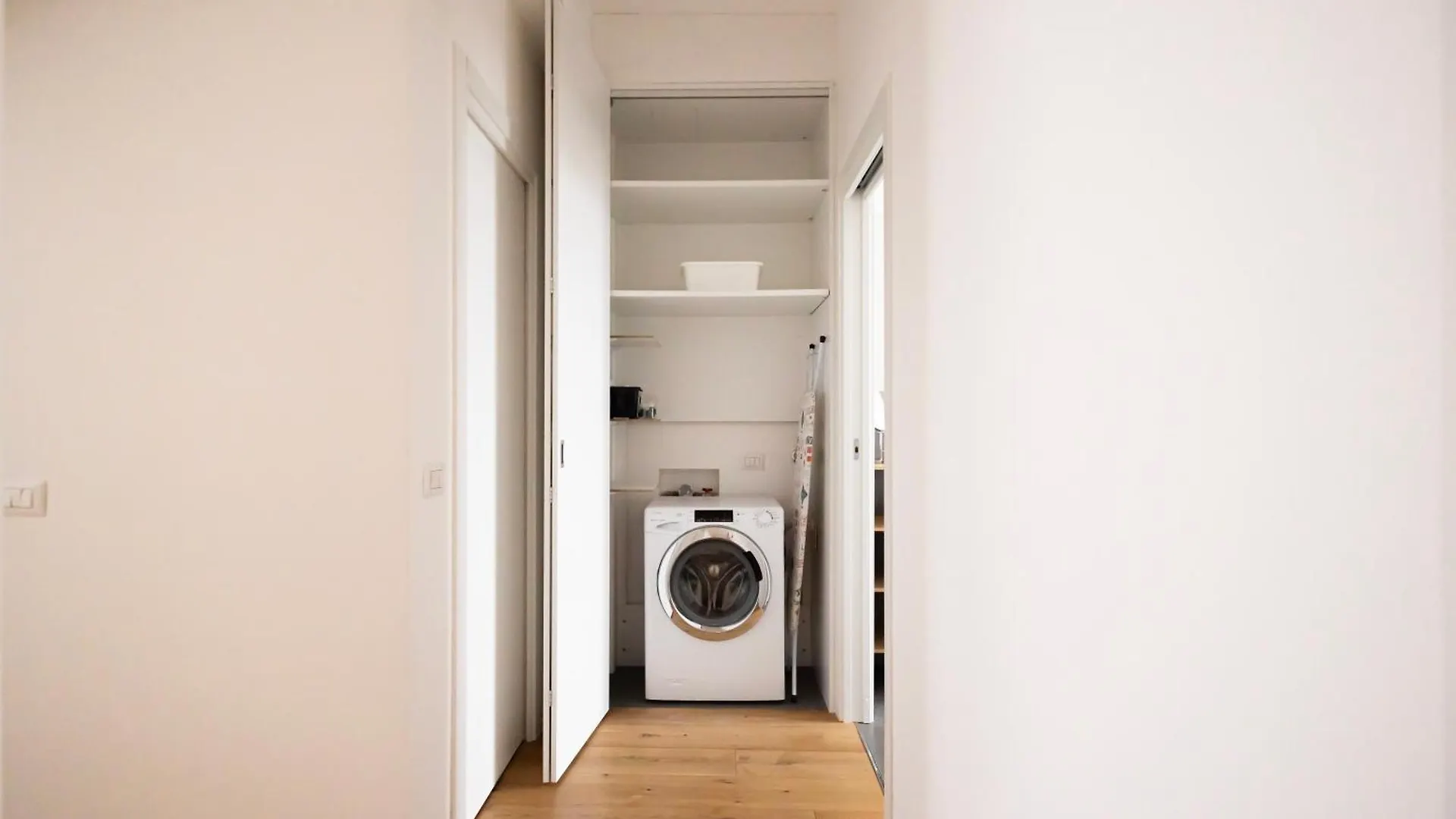 Nuovissimo Trilocale A 200 Metri Da Zara Apartment Milan